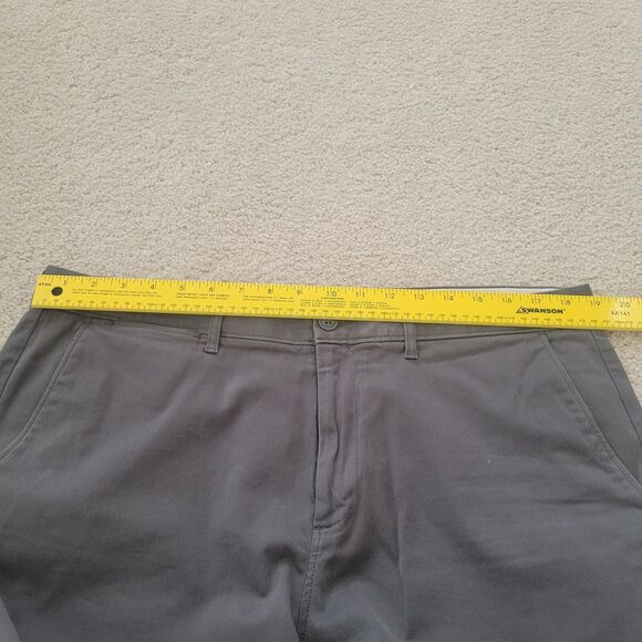 J. Crew 770 Straight Chino Pants Gray Mens Size 36x30 (Actual 38x29) - Picture 3 of 9